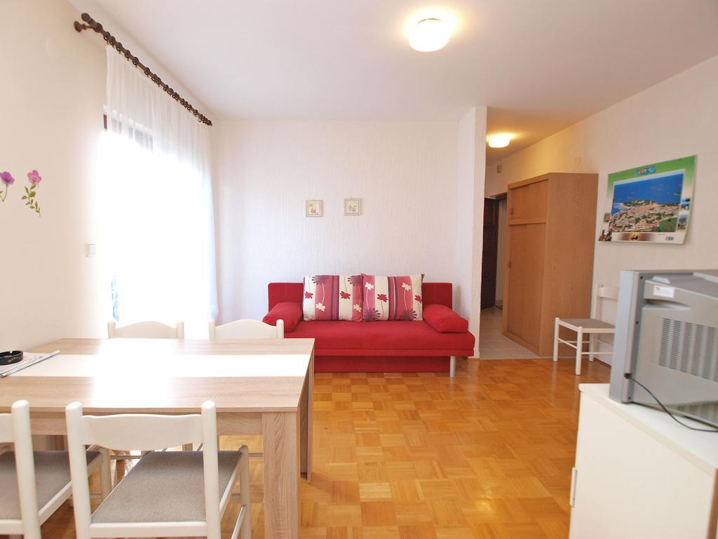 Apartments Dubravka 1315 Врсар Экстерьер фото